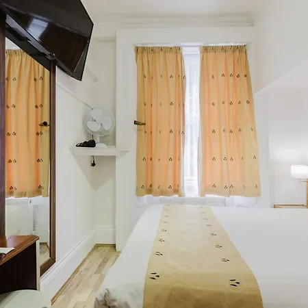 Falcon Hotel-3